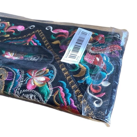 Vintage Embroidered Clutch NWOT - Picture 6 of 6